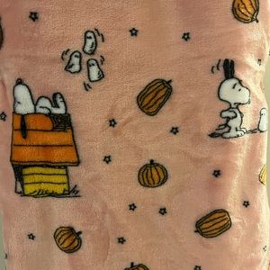 Peanuts Snoopy Fleece Halloween Throw Blanket by Berkshire - NWT!